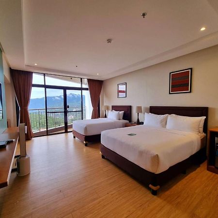 Alvea Hotel And Residences Baguio City Екстериор снимка